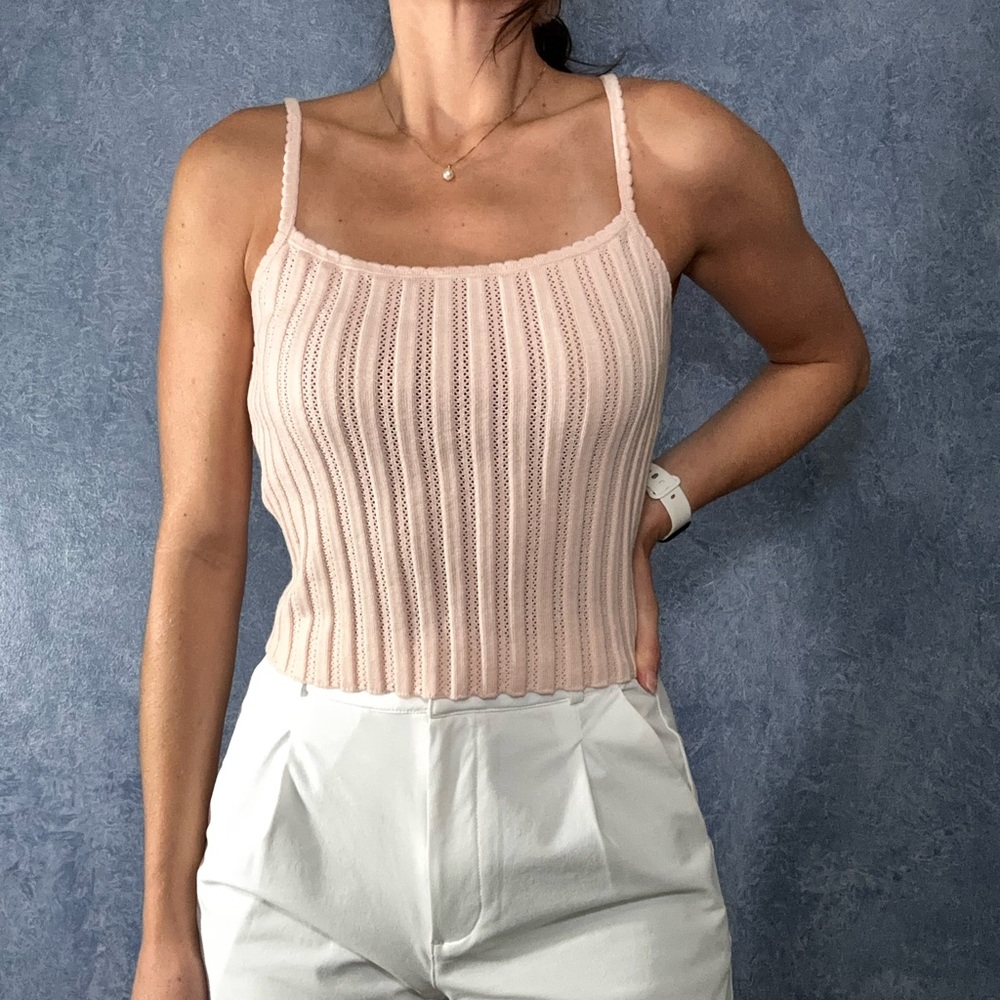 Elegant Pink Ribbed Women's Top